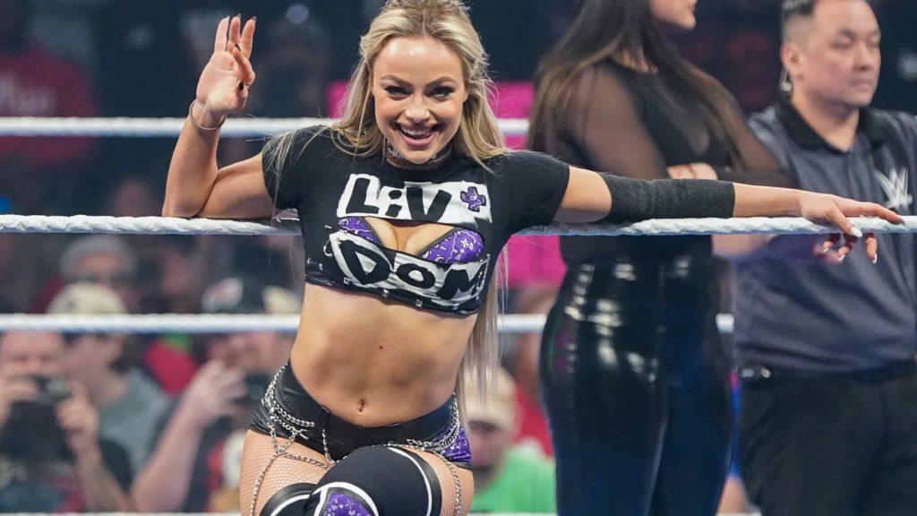 Liv Morgan fans hail quick-thinking WWE superstar for letting opponent fix wardrobe malfunction in Royal Rumble