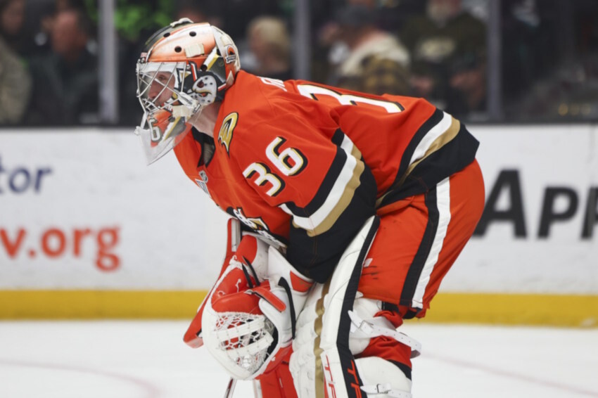 NHL Rumors: John Gibson Will Let Agent Handle Trade Talks
