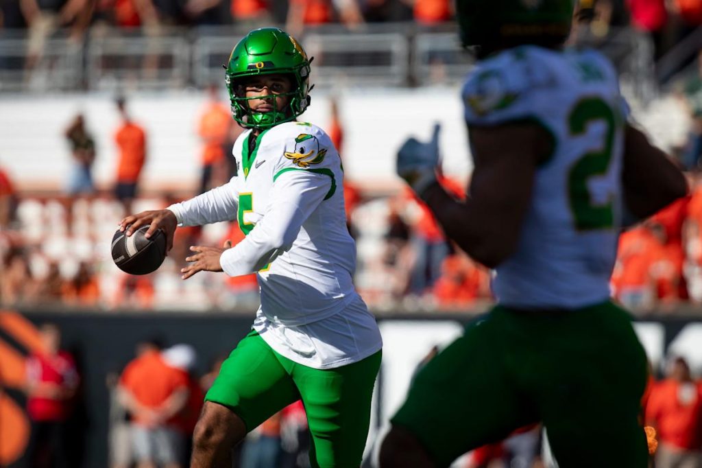 Pair of Oregon Ducks tabbed as major breakout candidates in 2025