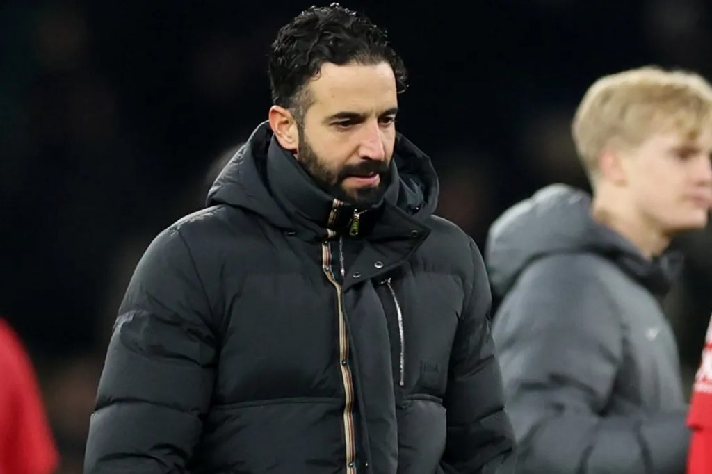 ‘Must be an issue’ – Martin Keown hints Ruben Amorim already on verge of sack and points to major Man United dressing room problem