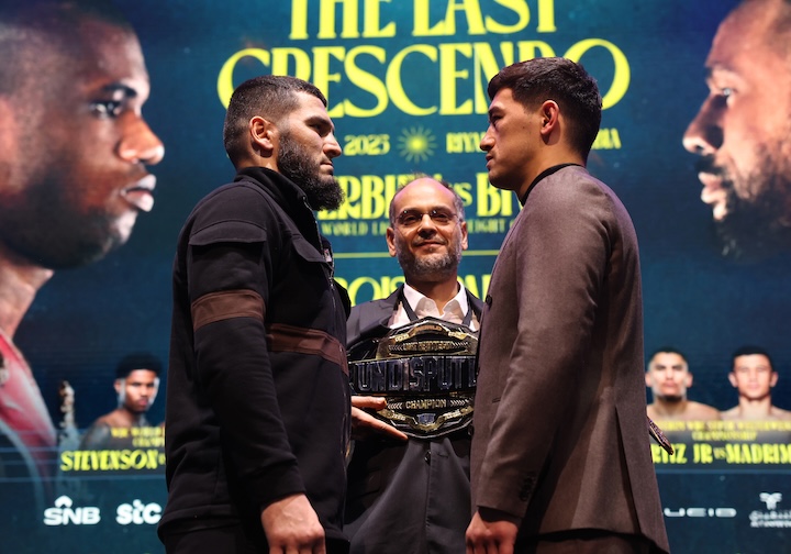 Artur Beterbiev 'not really interested' in fighting Canelo Alvarez
