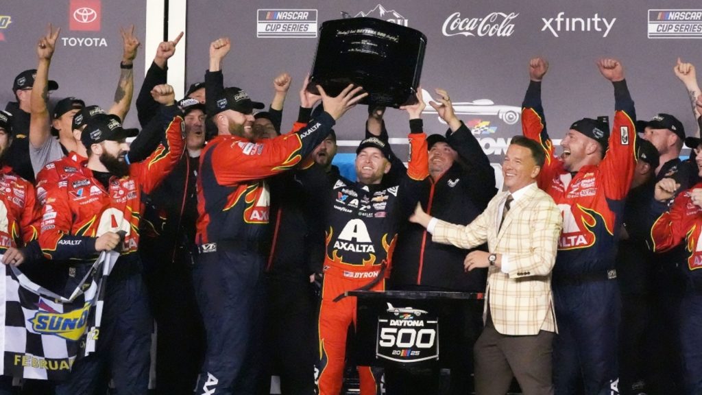 NASCAR Monday Mash-Up: Byron goes back-to-back at Daytona 500 NASCAR Monday Mash-Up: Byron goes back-to-back at Daytona 500