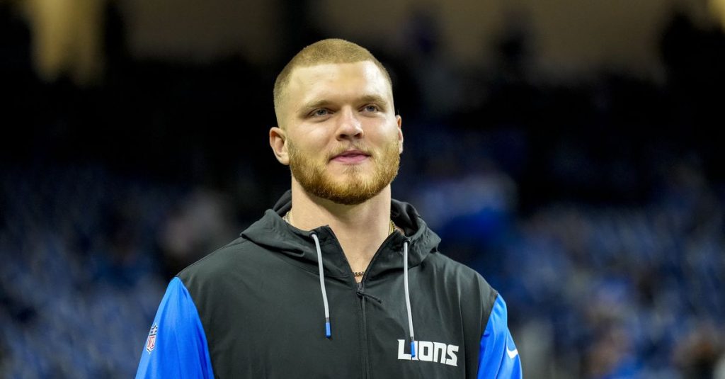 VIDEO: Lions DE Aidan Hutchinson is running again