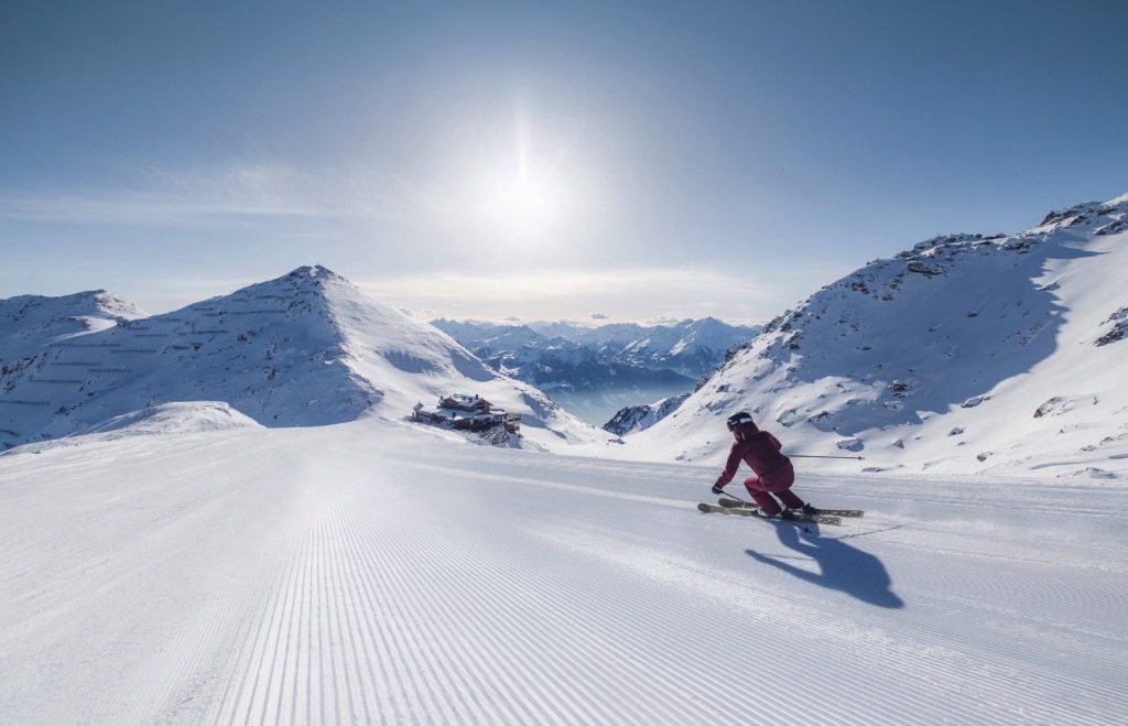The Best Spring Skiing Resorts The Best Spring Skiing Resorts
