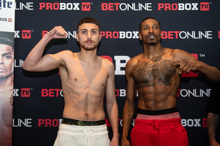 Cesar Francis takes his big opportunity in return against Emiliano Moreno