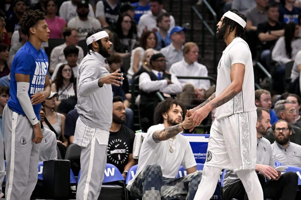 Mavericks made Anthony Davis trade to go big. Injuries have forced them to go small