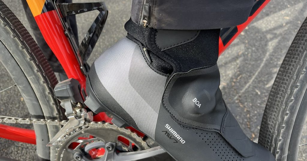 RoadTrailRide: Shimano MW7 (SH-MW702) Winter Mountain Biking Shoe Review