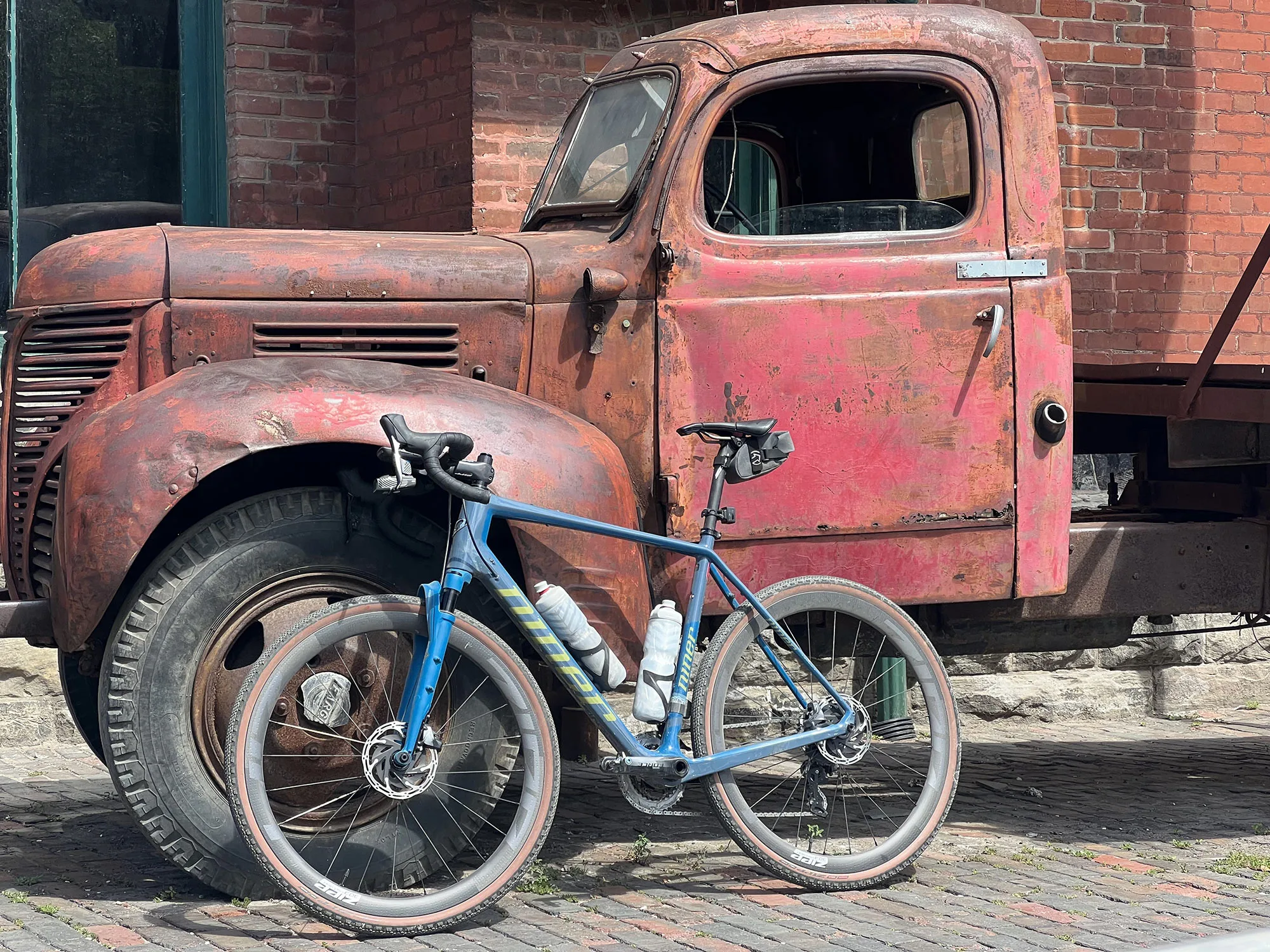 Review: MRP Baxter Levels Up Gravel Suspension Forks