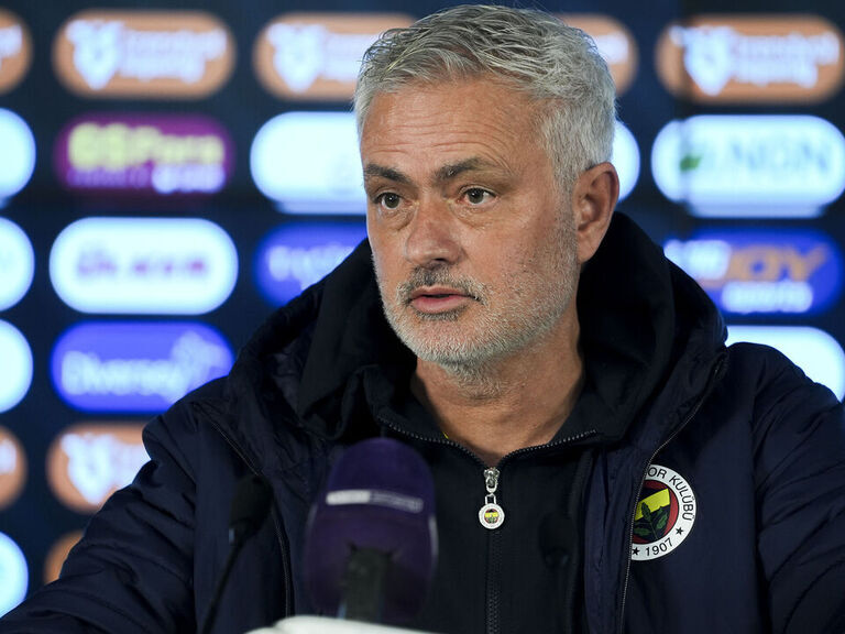 Galatasaray accuse Mourinho of racism, will 'initiate criminal proceedings'