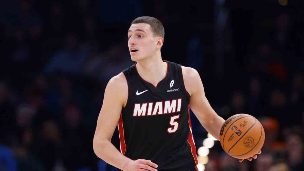 Heat’s Nikola Jovic will miss at least four weeks with broken bone in right hand