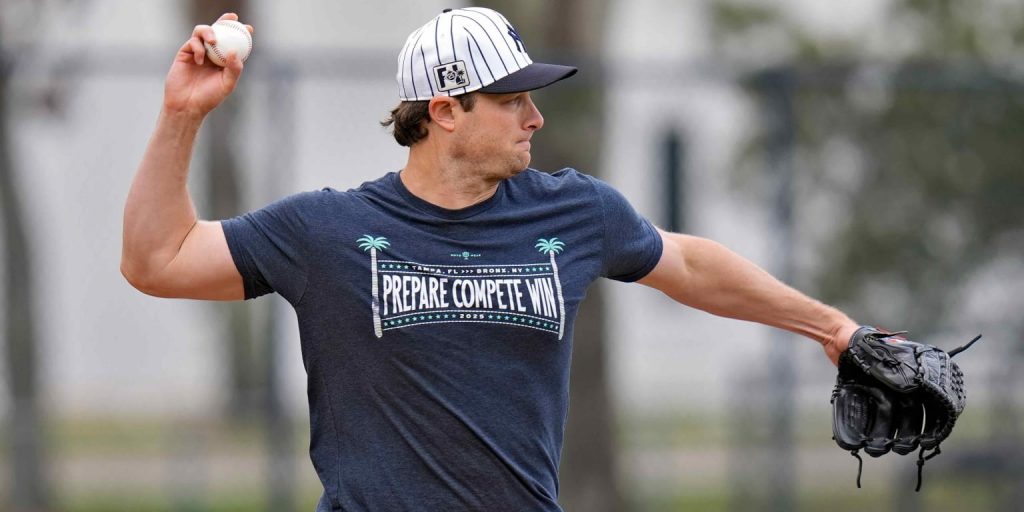 Cole 'concerned' about elbow discomfort, waiting on diagnosis