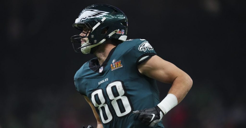 NFL free agency rumors: Eagles want fourth-round draft pick for Dallas Goedert