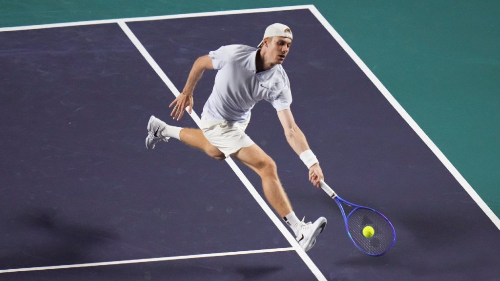 Alcaraz beats Shapovalov in straight sets at Paribas Open in Indian Wells Alcaraz beats Shapovalov in straight sets at Paribas Open in Indian Wells