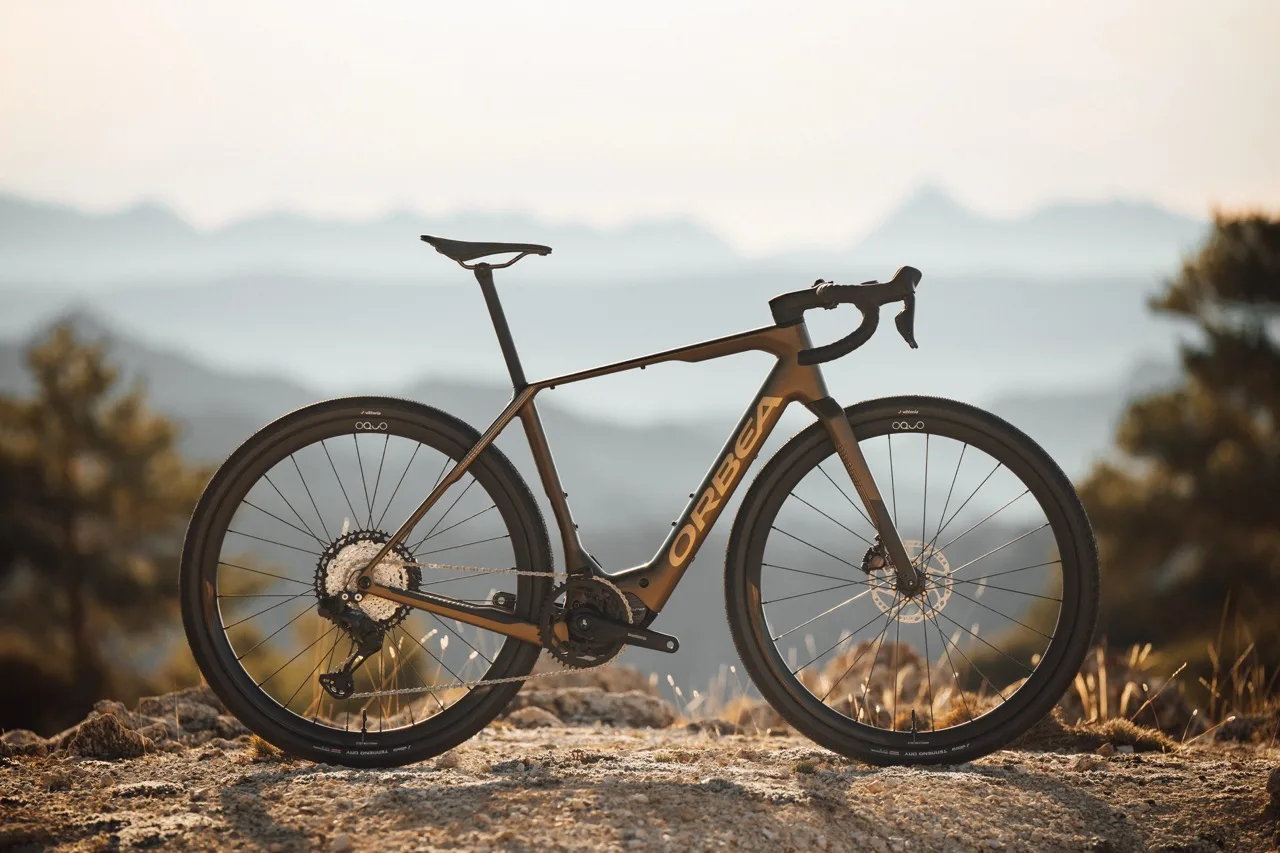 Meet Denna, Orbea’s New Mid-Drive eRoad Bike with Gravel Specific Motor Tuning Meet Denna, Orbea’s New Mid-Drive eRoad Bike with Gravel Specific Motor Tuning