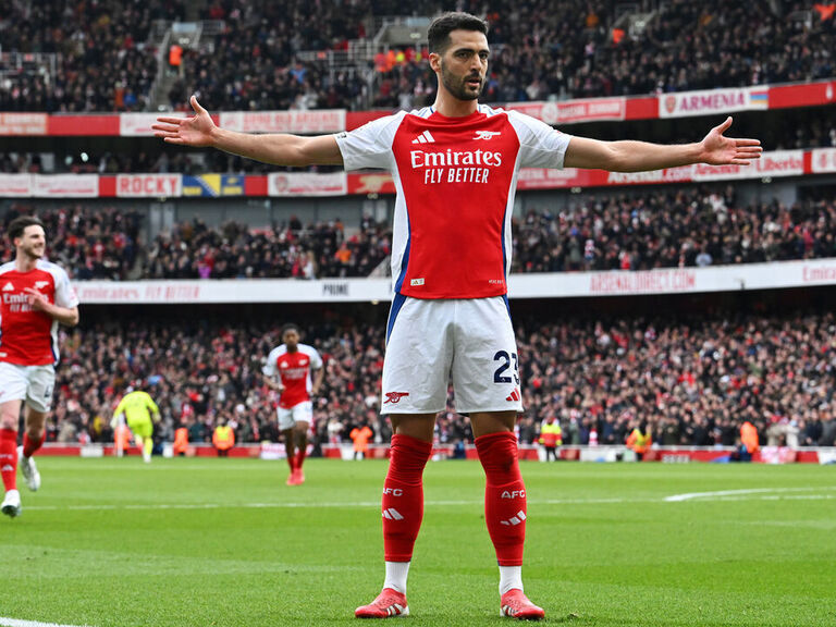Arsenal edge out Chelsea, Fulham beat Spurs in all-London clashes