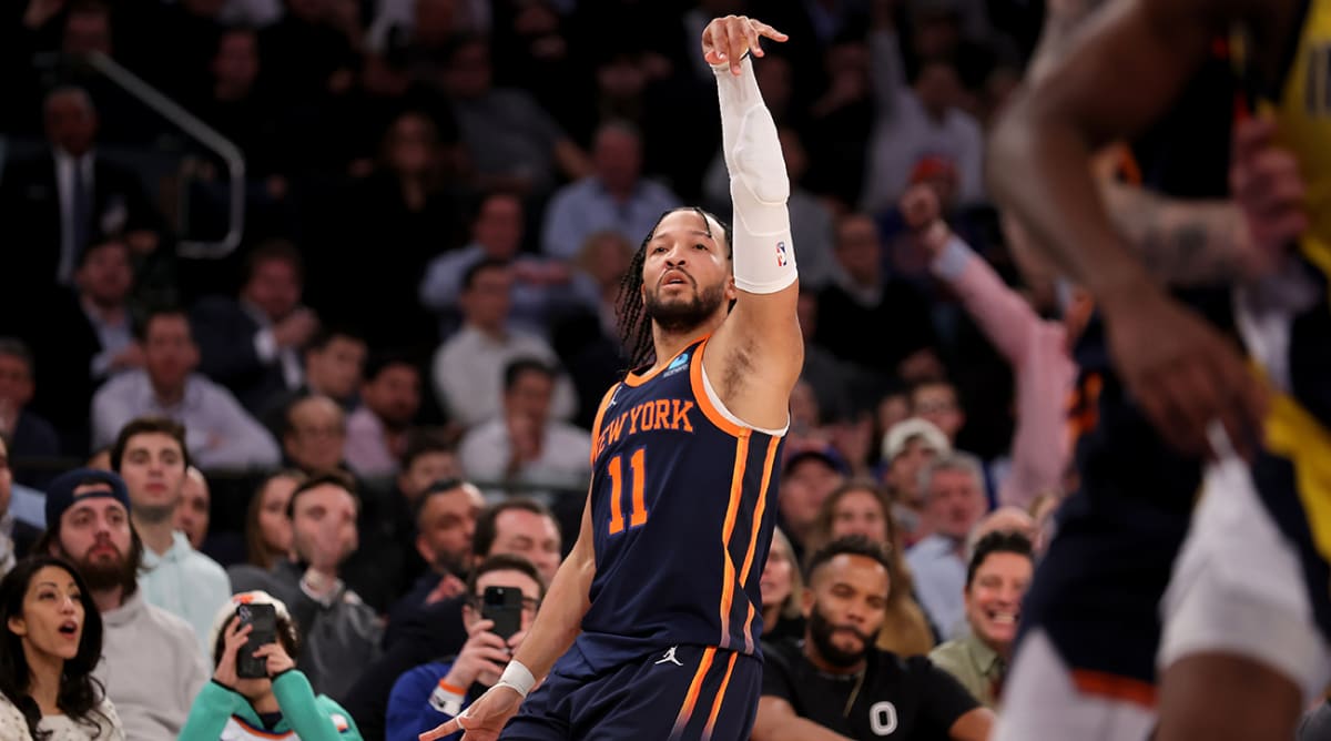 An Emotional Jalen Brunson Was Left Speechless By MVP Chants From Knicks Fans An Emotional Jalen Brunson Was Left Speechless By MVP Chants From Knicks Fans