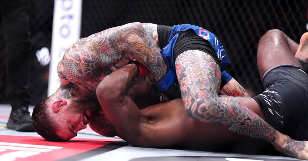 Sean Brady mauls Leon Edwards, finishes with mounted guillotine choke in UFC London main event Sean Brady mauls Leon Edwards, finishes with mounted guillotine choke in UFC London main event