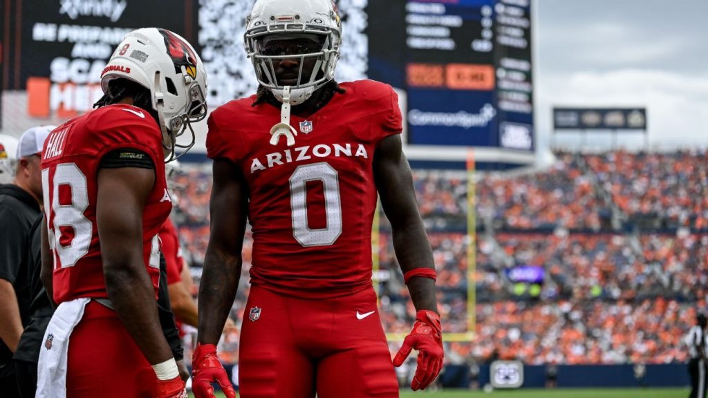 Source: Giants reach deal with WR Zach Pascal Source: Giants reach deal with WR Zach Pascal