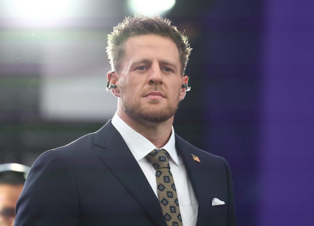 J.J. Watt to become CBS NFL analyst, per sources; Gary Danielson retiring after season J.J. Watt to become CBS NFL analyst, per sources; Gary Danielson retiring after season