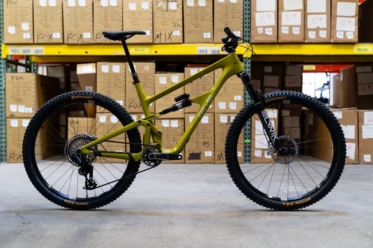 Revel Rascal SL Drops Weight with New Layup and Secretive Build Kits Revel Rascal SL Drops Weight with New Layup and Secretive Build Kits
