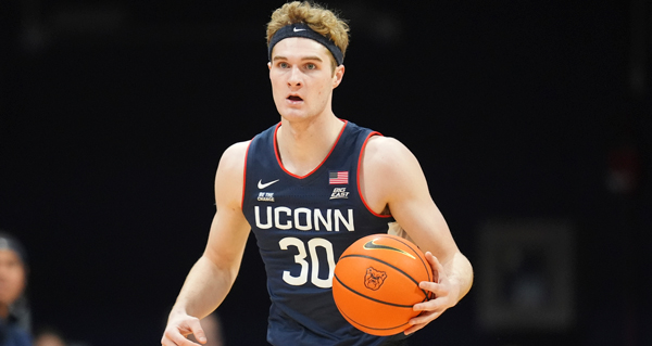 Liam McNeeley Leaves UConn For 2025 NBA Draft