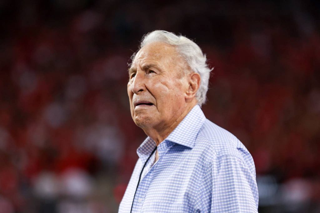 Prayers Pouring In For Lee Corso Before 2025 Season
