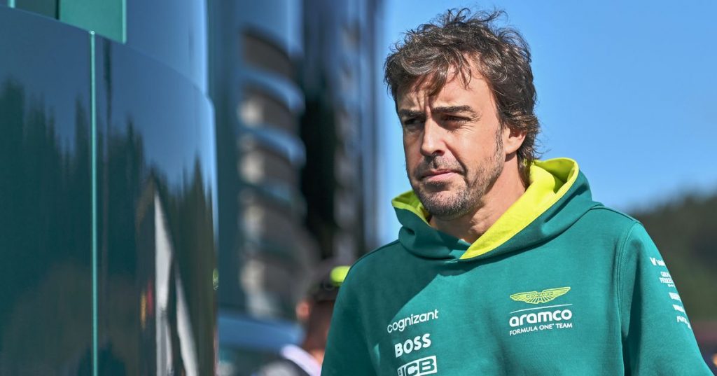 Fernando Alonso shows true colours with act towards F1 rival Fernando Alonso shows true colours with act towards F1 rival
