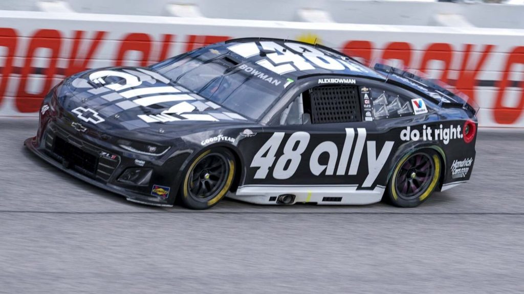 Alex Bowman soars to pole in Bristol qualifying Alex Bowman soars to pole in Bristol qualifying
