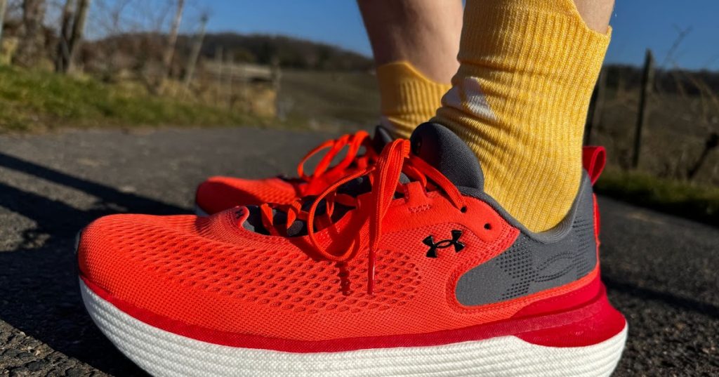 Testbericht: Under Armour UA Infinite Elite 2 7 mit 7 Vergleiche (German)