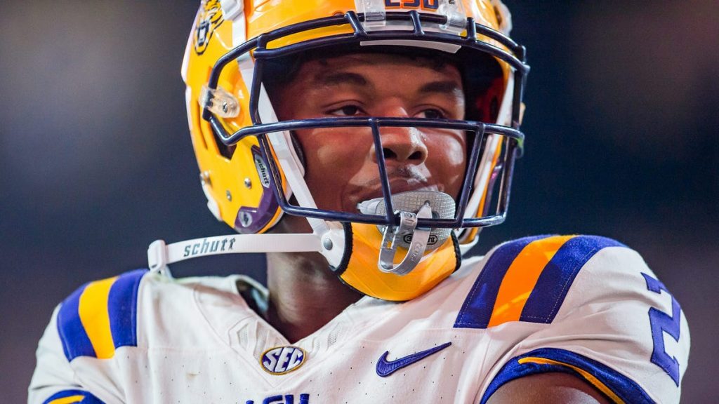 Former LSU receiver Kyren Lacy found dead by authorities after vehicle chase: What we know