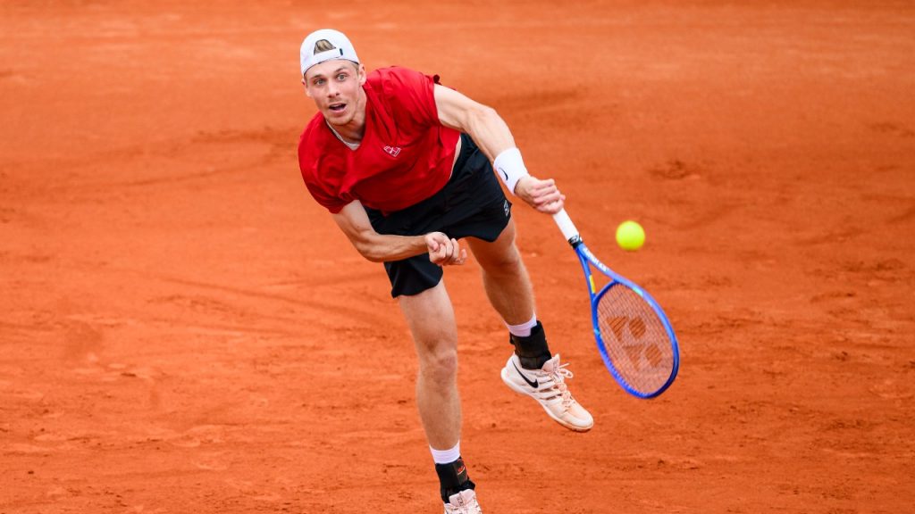 Canada’s Shapovalov, Auger-Aliassime ousted at BMW Open Canada’s Shapovalov, Auger-Aliassime ousted at BMW Open