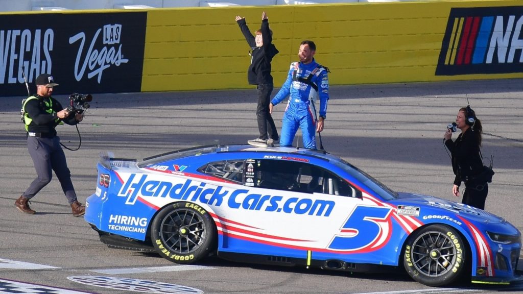 Kyle Larson elaborates on comments he wanted to ‘embarrass’ Xfinity Series field Kyle Larson elaborates on comments he wanted to ‘embarrass’ Xfinity Series field