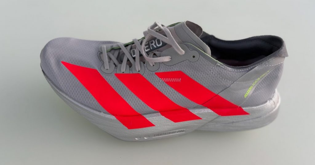 Test des adidas Adizero Adios Pro 4: une évolution majeure (French) Test des adidas Adizero Adios Pro 4: une évolution majeure (French)