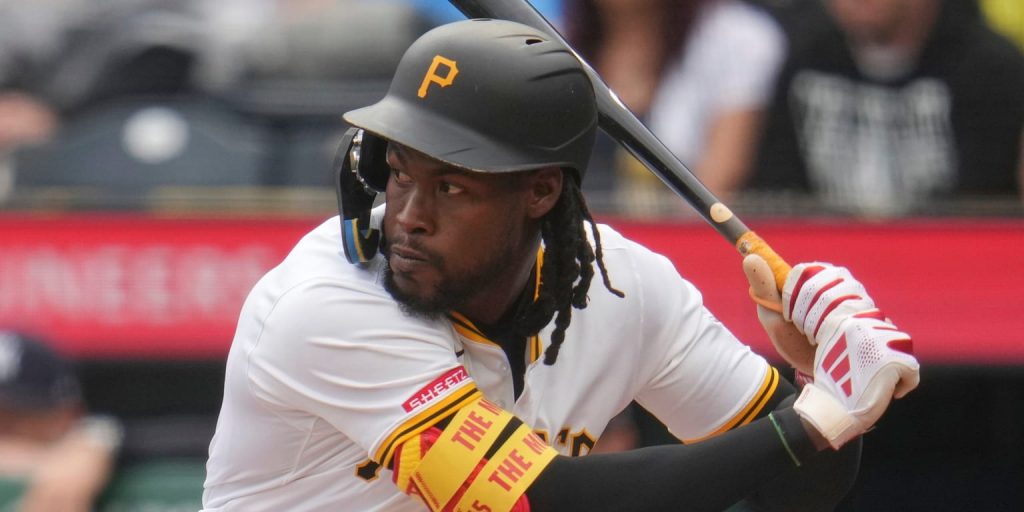 Searching for spark, Pirates try Cruz in leadoff spot