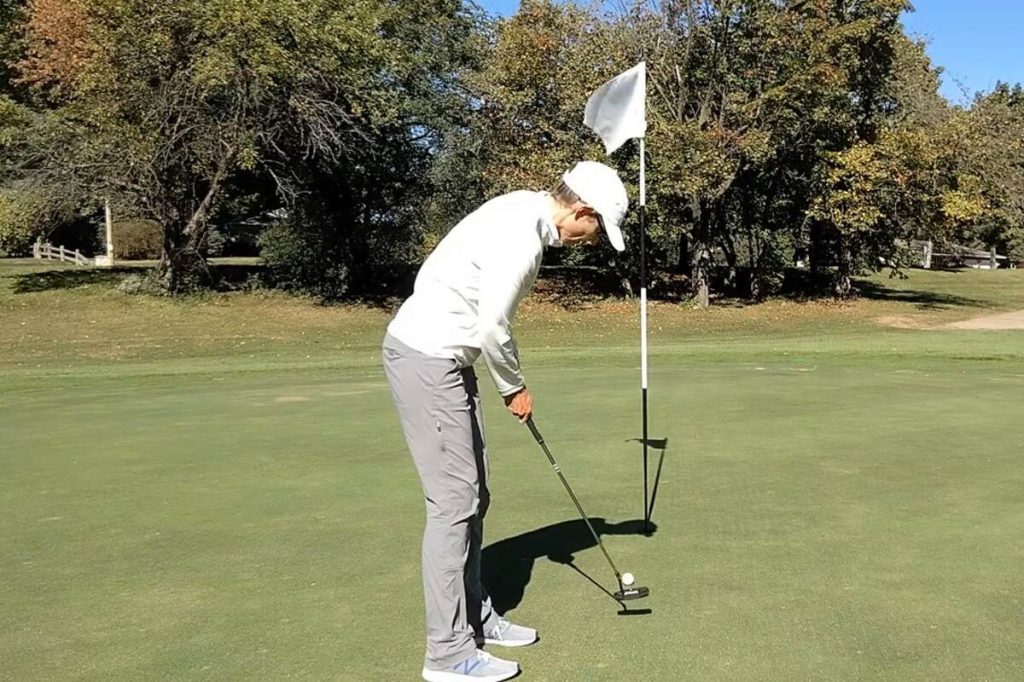Mastering Short Putts: 4 Essential Tips Mastering Short Putts: 4 Essential Tips