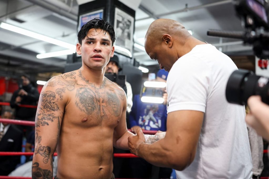 Video: Ryan Garcia shows off skills at media workout ahead of Rolly Romero fight Video: Ryan Garcia shows off skills at media workout ahead of Rolly Romero fight