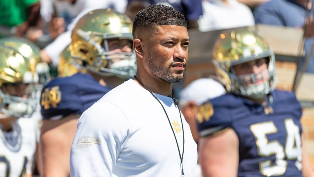 Five thoughts on Notre Dame’s quarterback situation after Steve Angeli’s departure