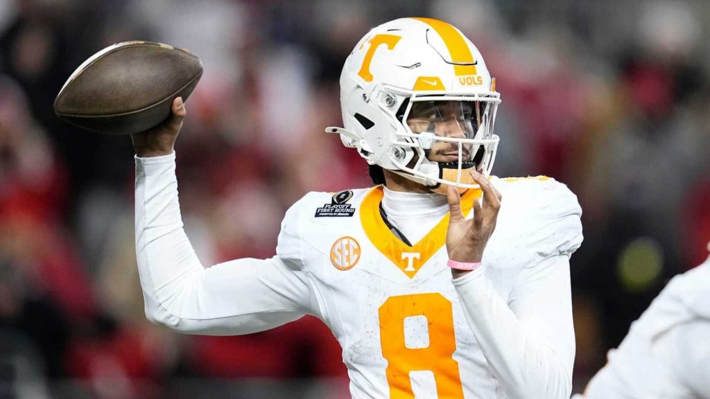 Nico Iamaleava makes statement about his Tennessee departure