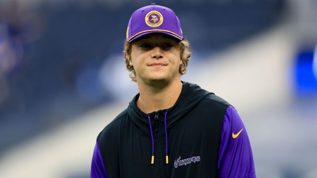 Vikes say QB McCarthy full-go for offseason work Vikes say QB McCarthy full-go for offseason work