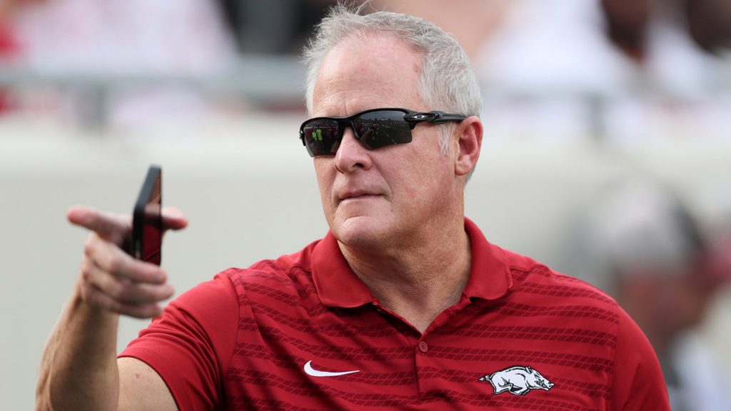 Arkansas AD takes strong stance on NIL buyouts in wake of Madden Iamaleava exit
