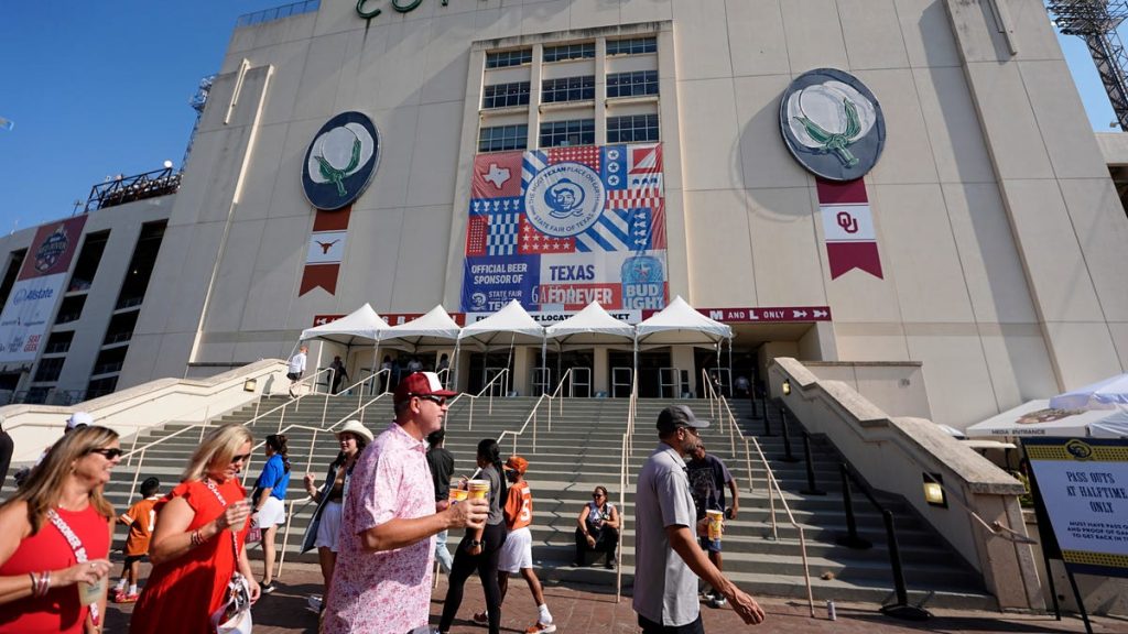 Could OU softball play Texas at Cotton Bowl? Why Sooners coach Patty Gasso loves the idea