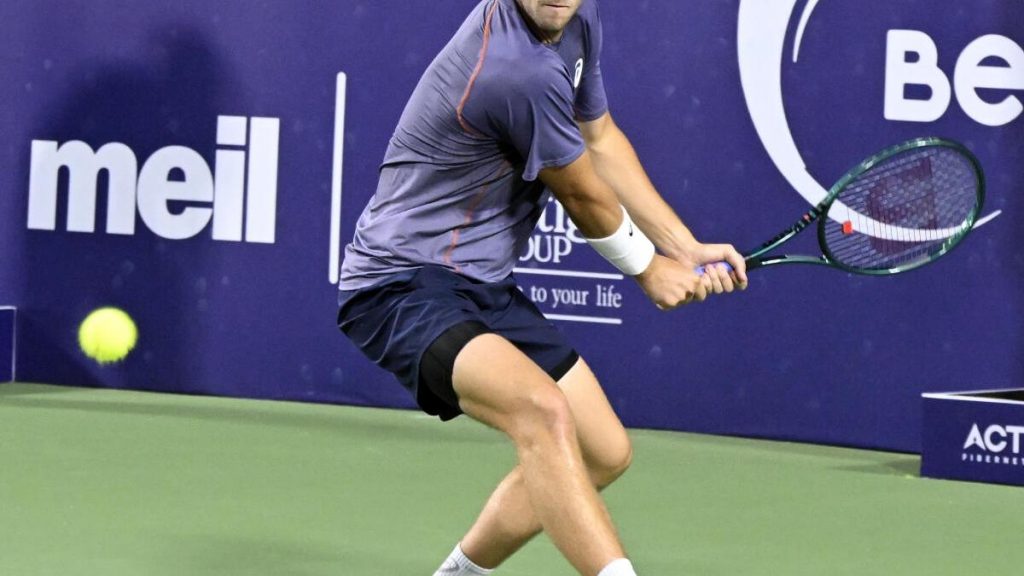 Holt overpowers Mochizuki to clinch his second ATP Challenger title Holt overpowers Mochizuki to clinch his second ATP Challenger title