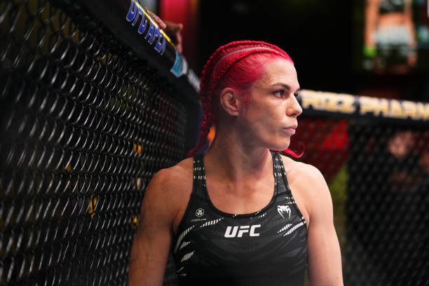 Marina Rodriguez vs. Gillian Robertson – Odds and Match Preview