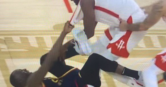 Draymond Green gets flagrant foul for ‘inadvertent’ contact with Tari Eason’s head Draymond Green gets flagrant foul for ‘inadvertent’ contact with Tari Eason’s head