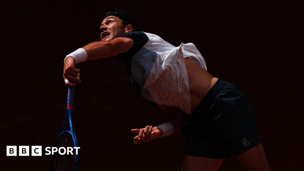 Draper advances in Madrid as matches resume