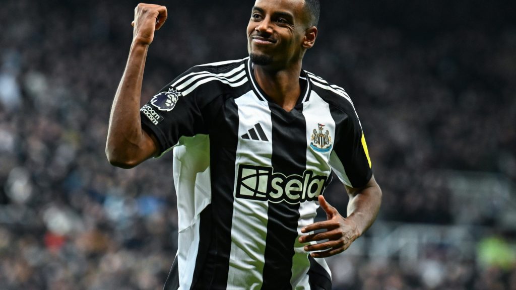 Newcastle told there’s one thing they must do in order to keep Alexander Isak at club Newcastle told there’s one thing they must do in order to keep Alexander Isak at club