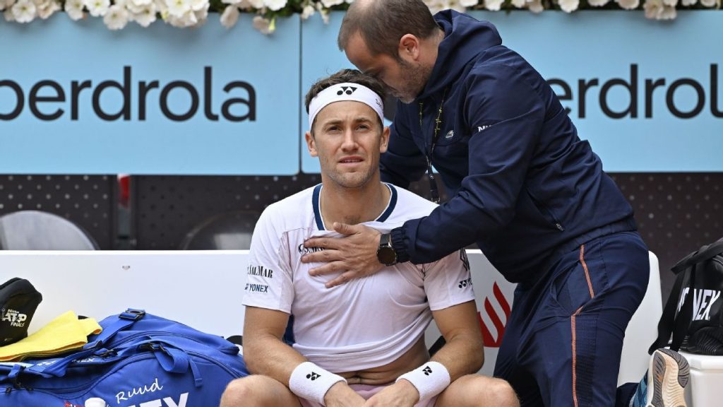 Ruud overcomes injury to reach Madrid final Ruud overcomes injury to reach Madrid final