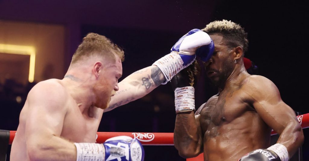 Canelo goes undisputed again with win over Scull